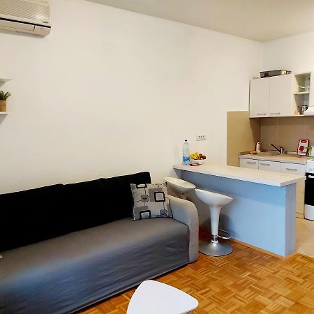 Red Brick Apartment Belgrad Exterior foto