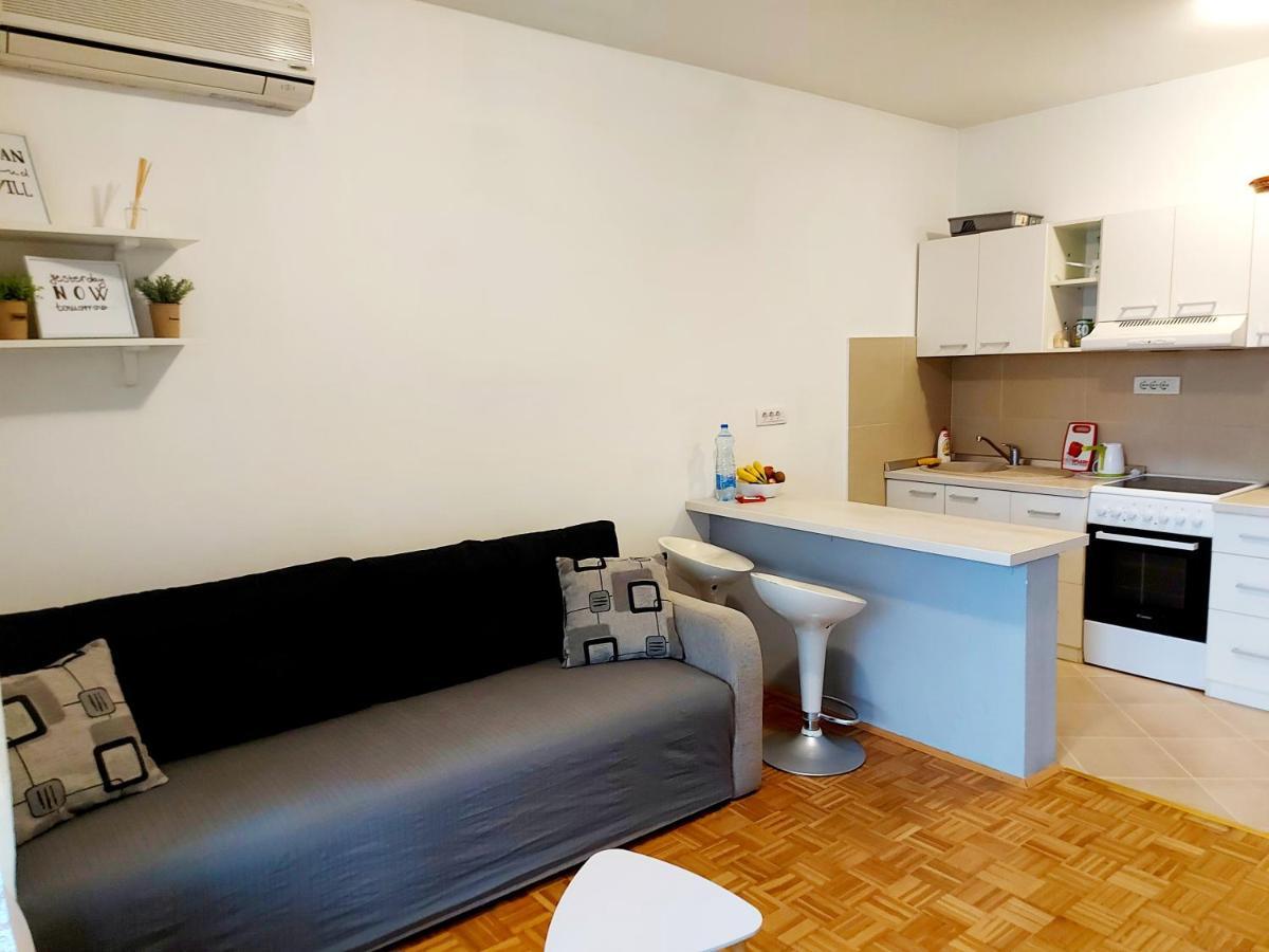 Red Brick Apartment Belgrad Exterior foto
